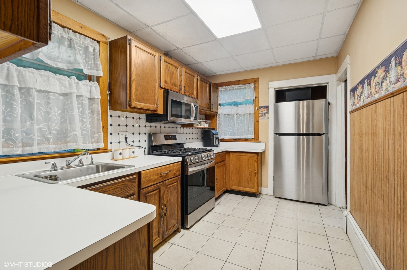 5037 N Bernard Street, Chicago, IL 60625