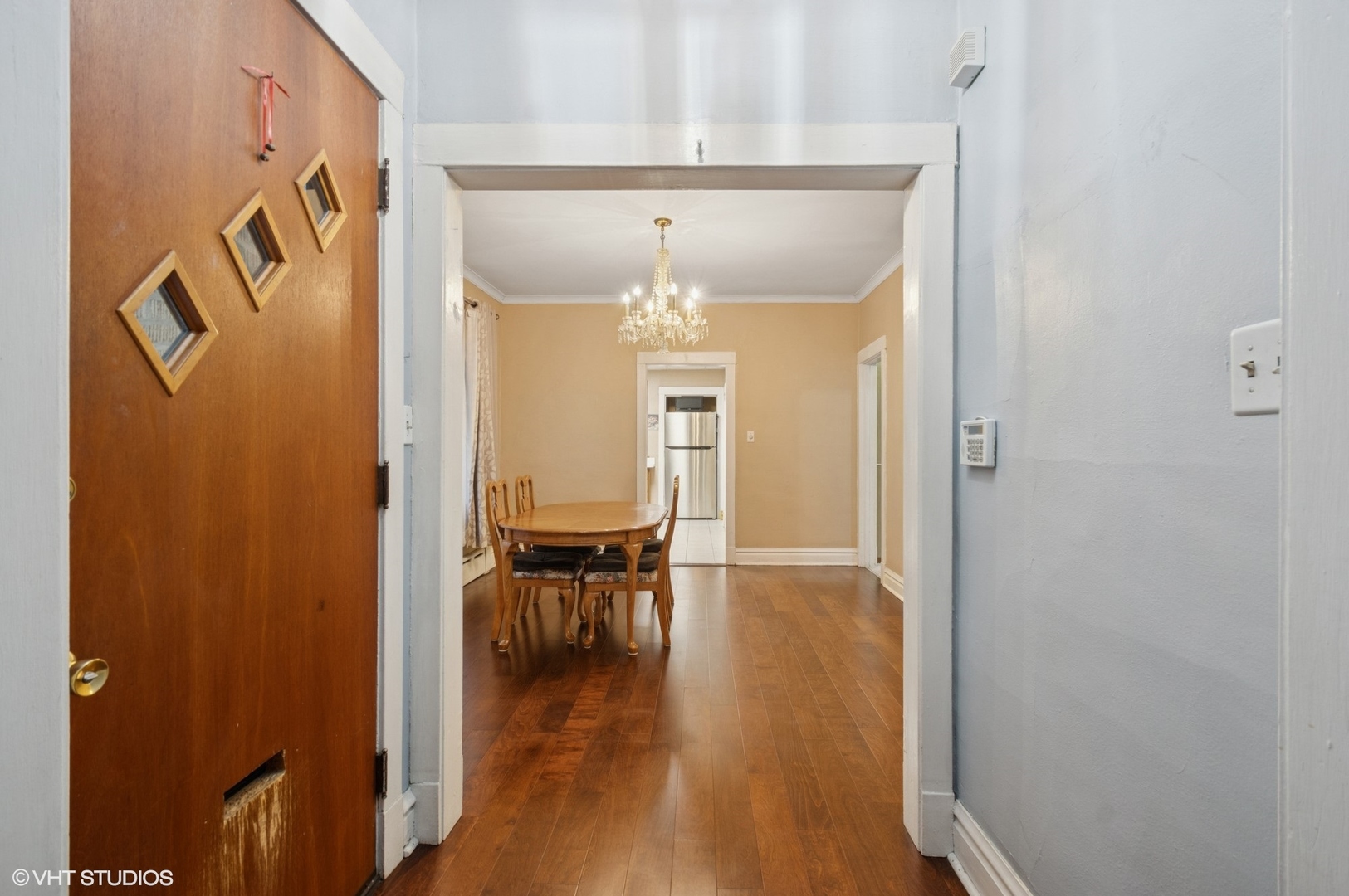 5037 N Bernard Street, Chicago, IL 60625