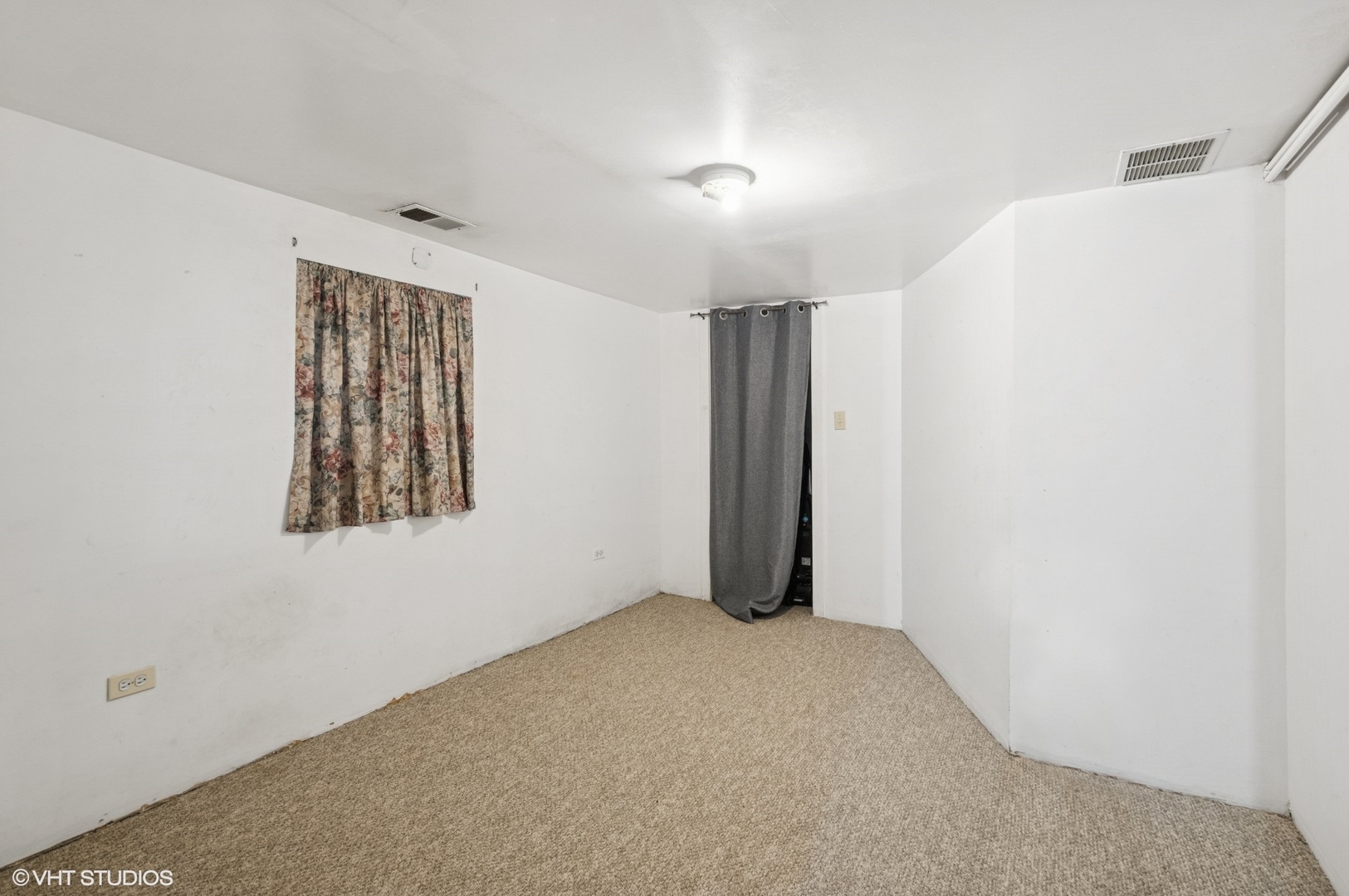 5037 N Bernard Street, Chicago, IL 60625