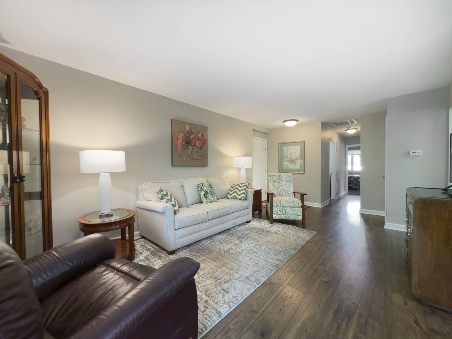 258 Brookside Lane #B, Willowbrook, IL 60527