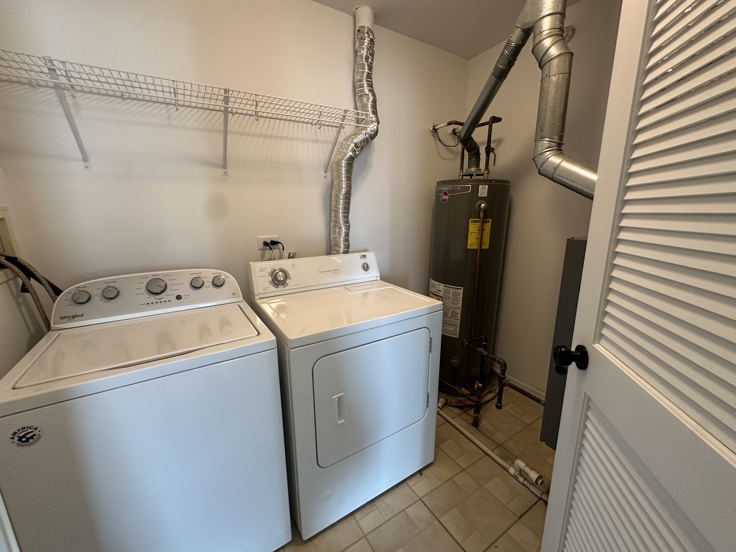 2473 Dickens Drive #2473, Aurora, IL 60503