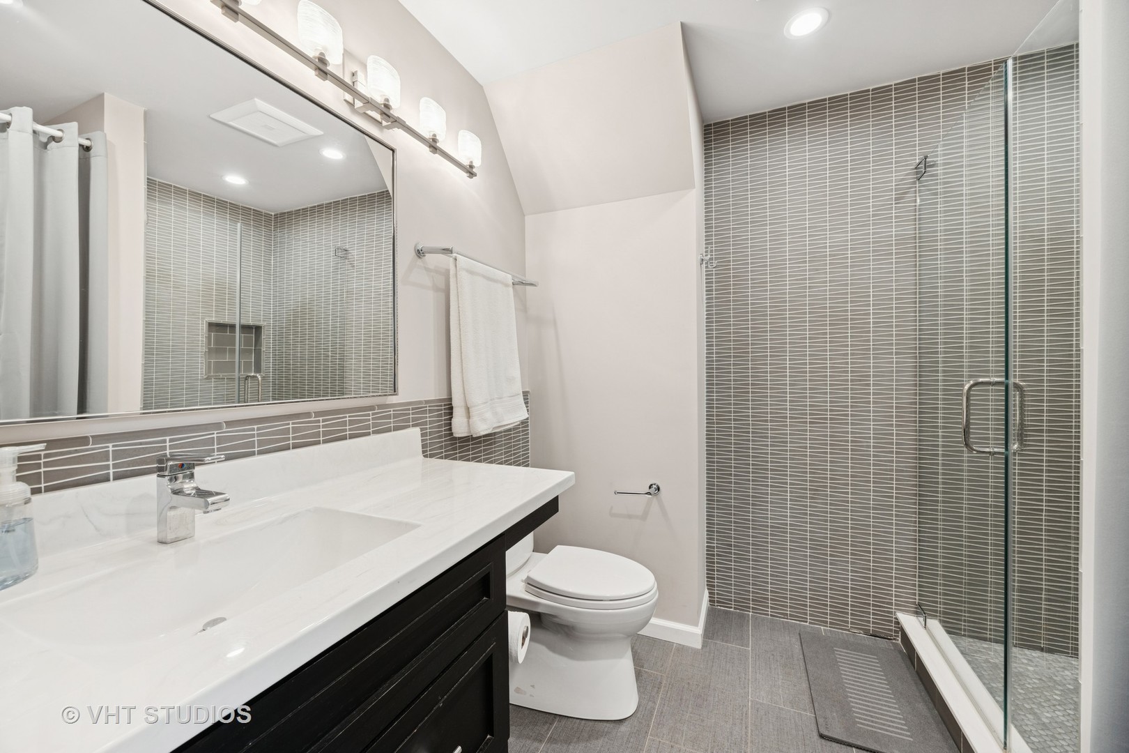 417 S East Avenue, Oak Park, IL 60302