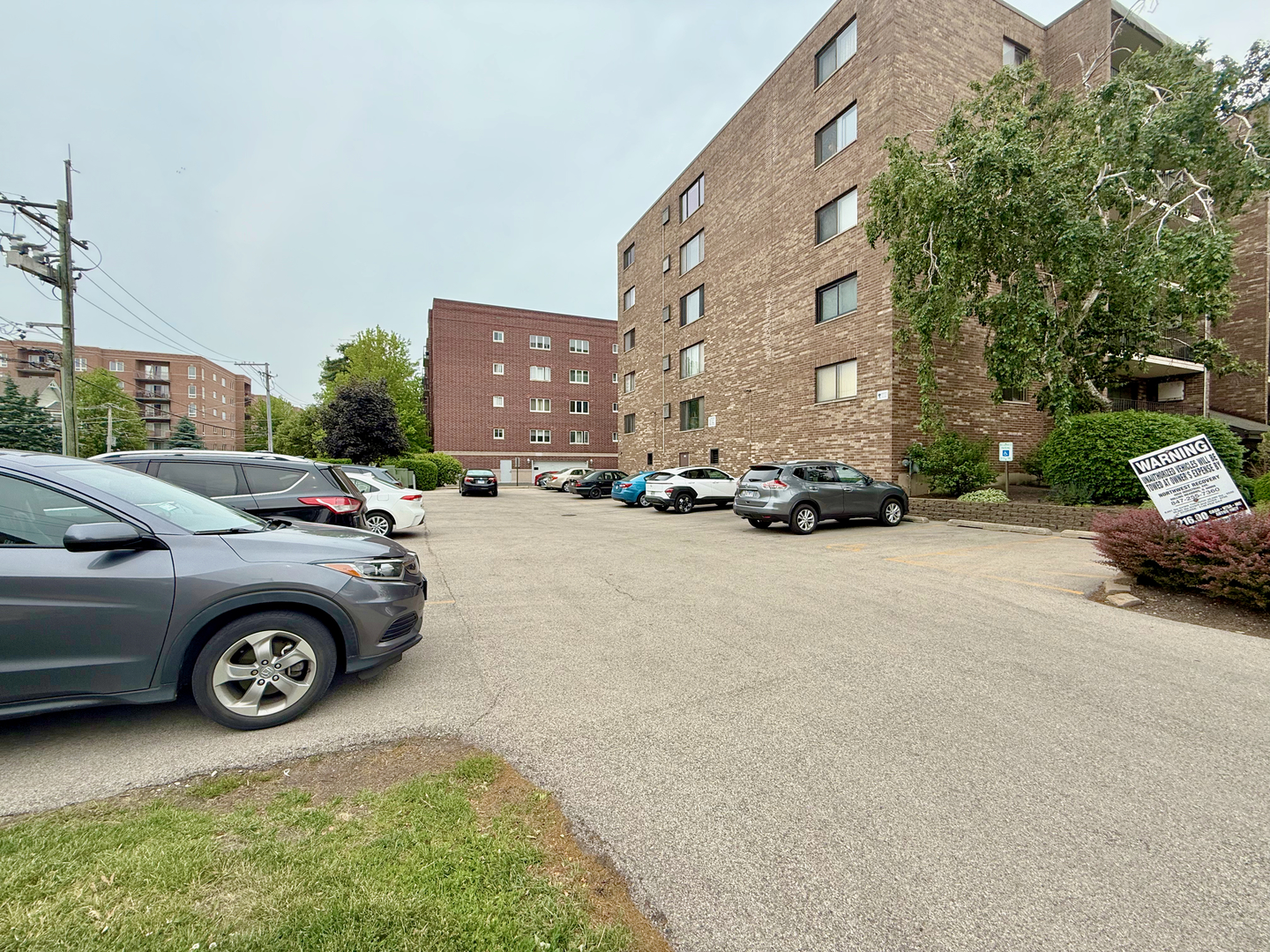 555 Graceland Avenue #505, Des Plaines, IL 60016