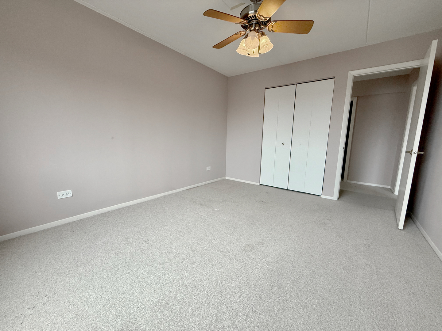 555 Graceland Avenue #505, Des Plaines, IL 60016