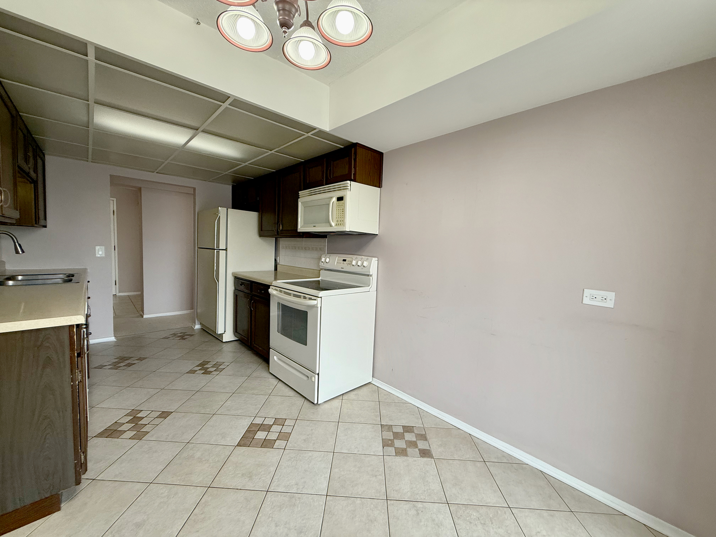 555 Graceland Avenue #505, Des Plaines, IL 60016