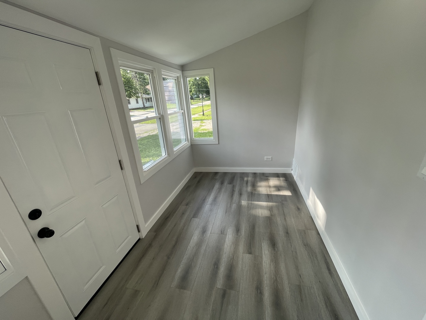 3 N Jefferson Street, Harvard, IL 60033