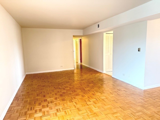 5240 Galitz Street #306, Skokie, IL 60077