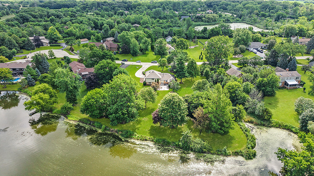 14562 S Hawthorne Court, Homer Glen, IL 60491