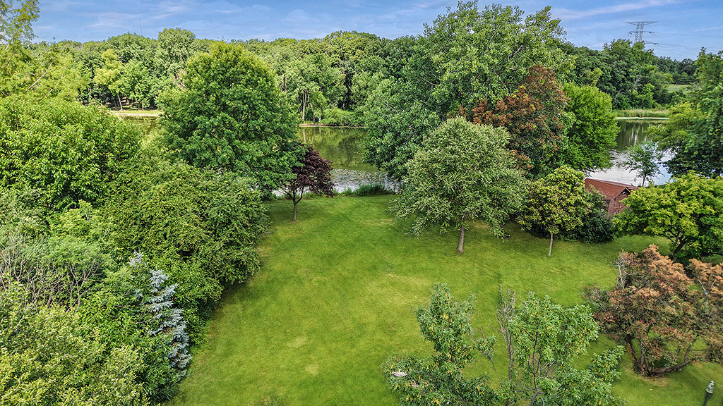 14562 S Hawthorne Court, Homer Glen, IL 60491