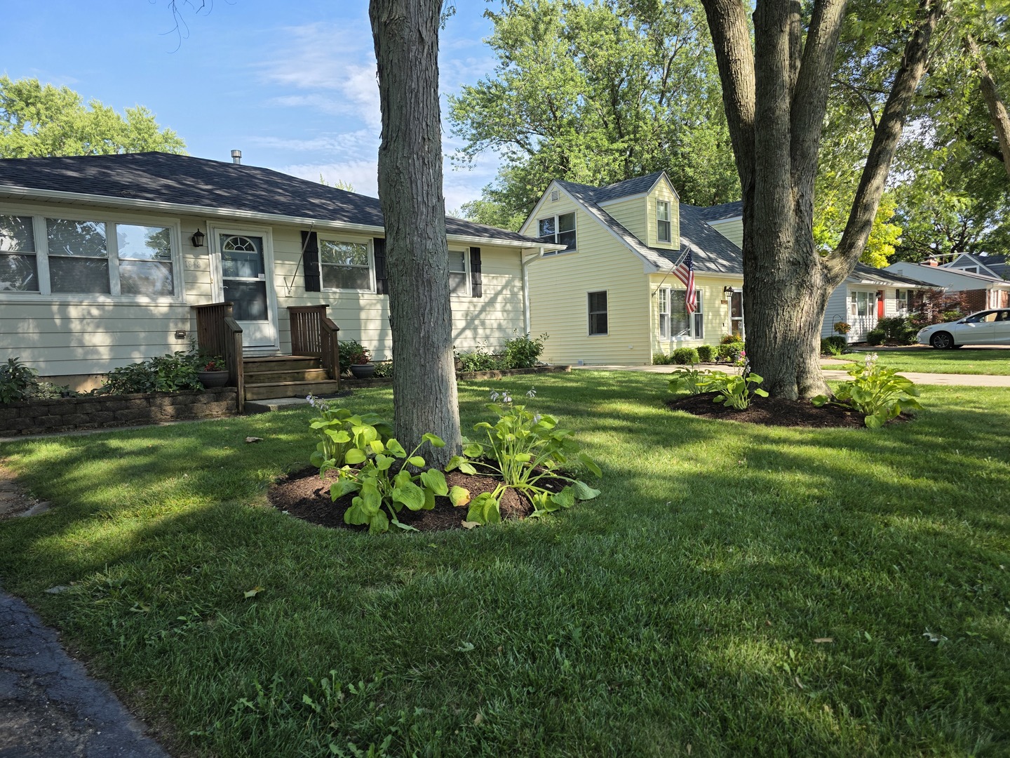 1818 S 4th Place, St. Charles, IL 60174