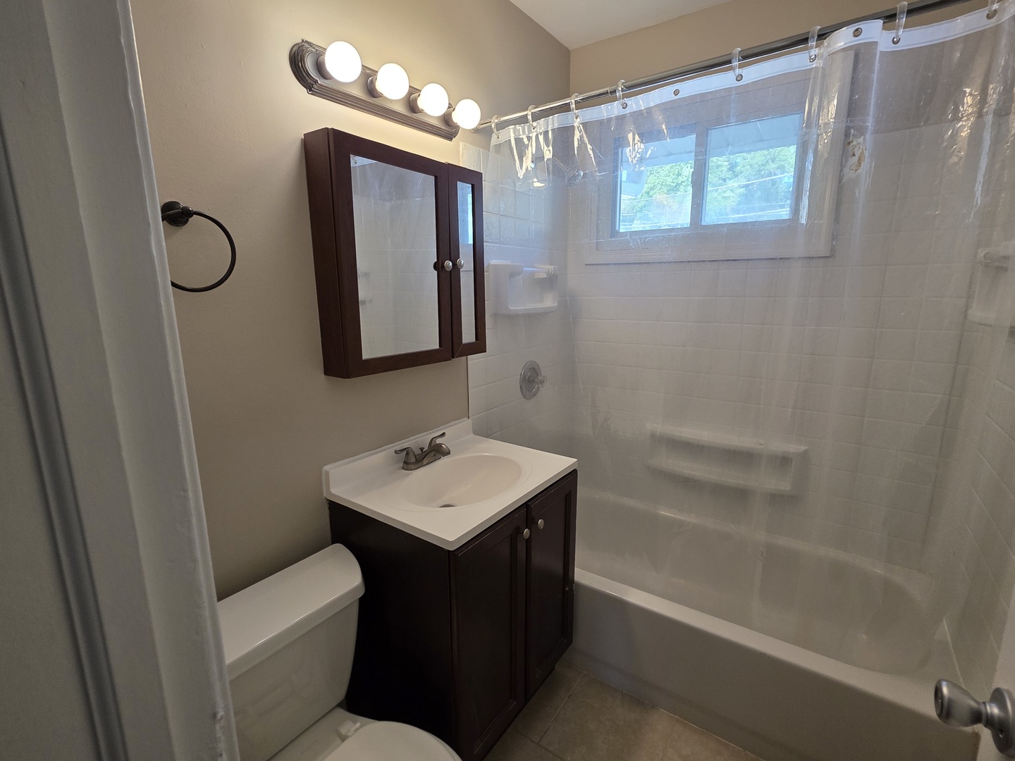 1818 S 4th Place, St. Charles, IL 60174