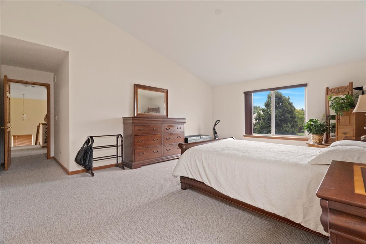 13181 W Newcastle Lane, Beach Park, IL 60083