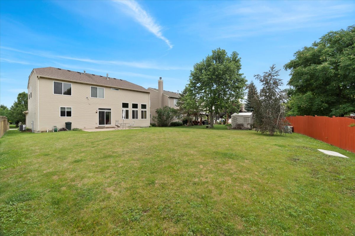 13181 W Newcastle Lane, Beach Park, IL 60083