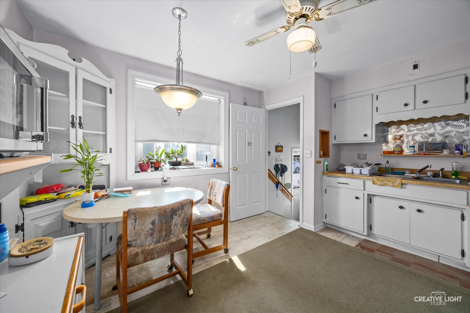 523 S Clarendon Avenue, Addison, IL 60101