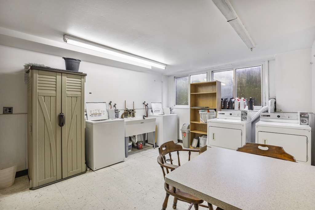 4976 N Milwaukee Avenue #101, Chicago, IL 60630