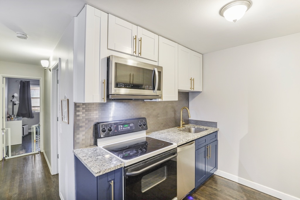 4976 N Milwaukee Avenue #101, Chicago, IL 60630