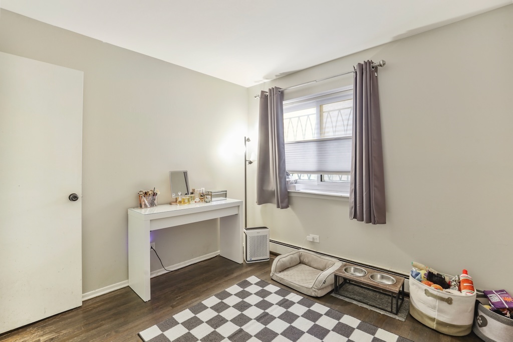 4976 N Milwaukee Avenue #101, Chicago, IL 60630