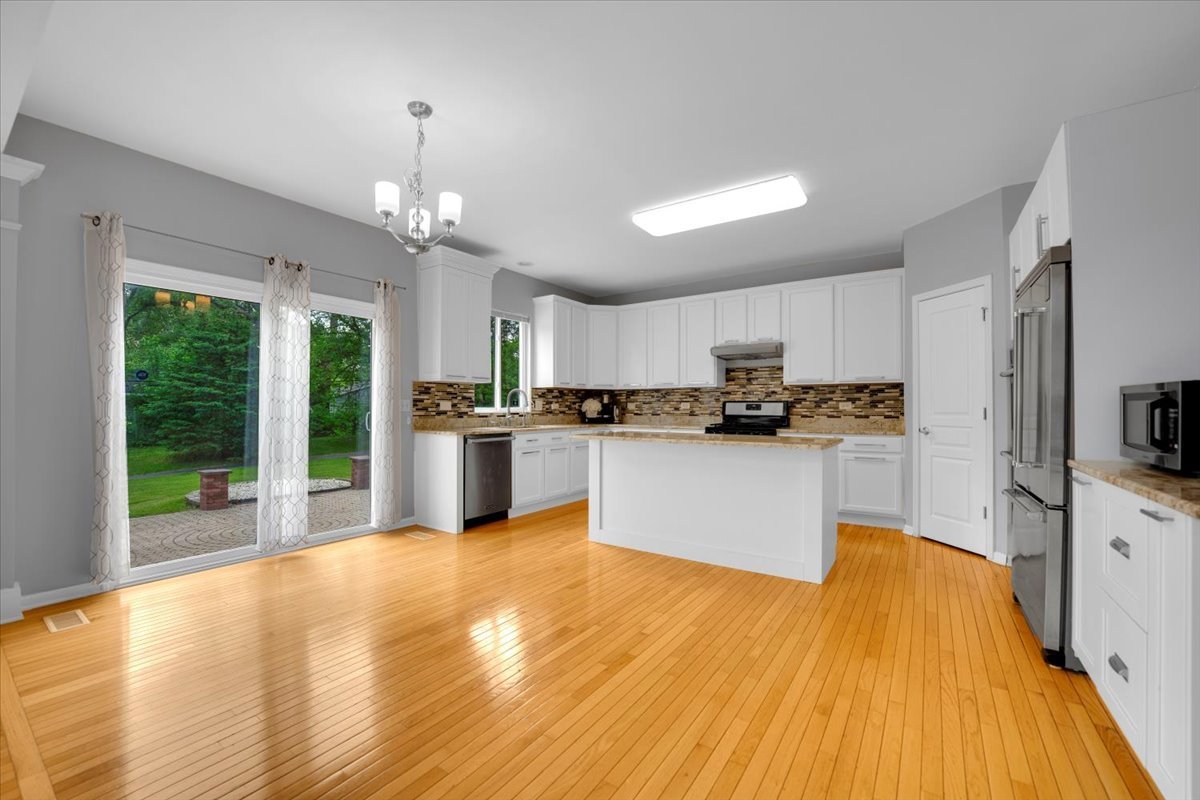 36517 N Yew Tree Drive, Lake Villa, IL 60046