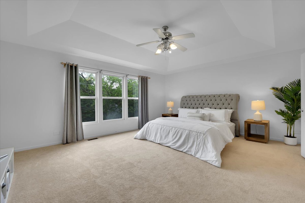36517 N Yew Tree Drive, Lake Villa, IL 60046