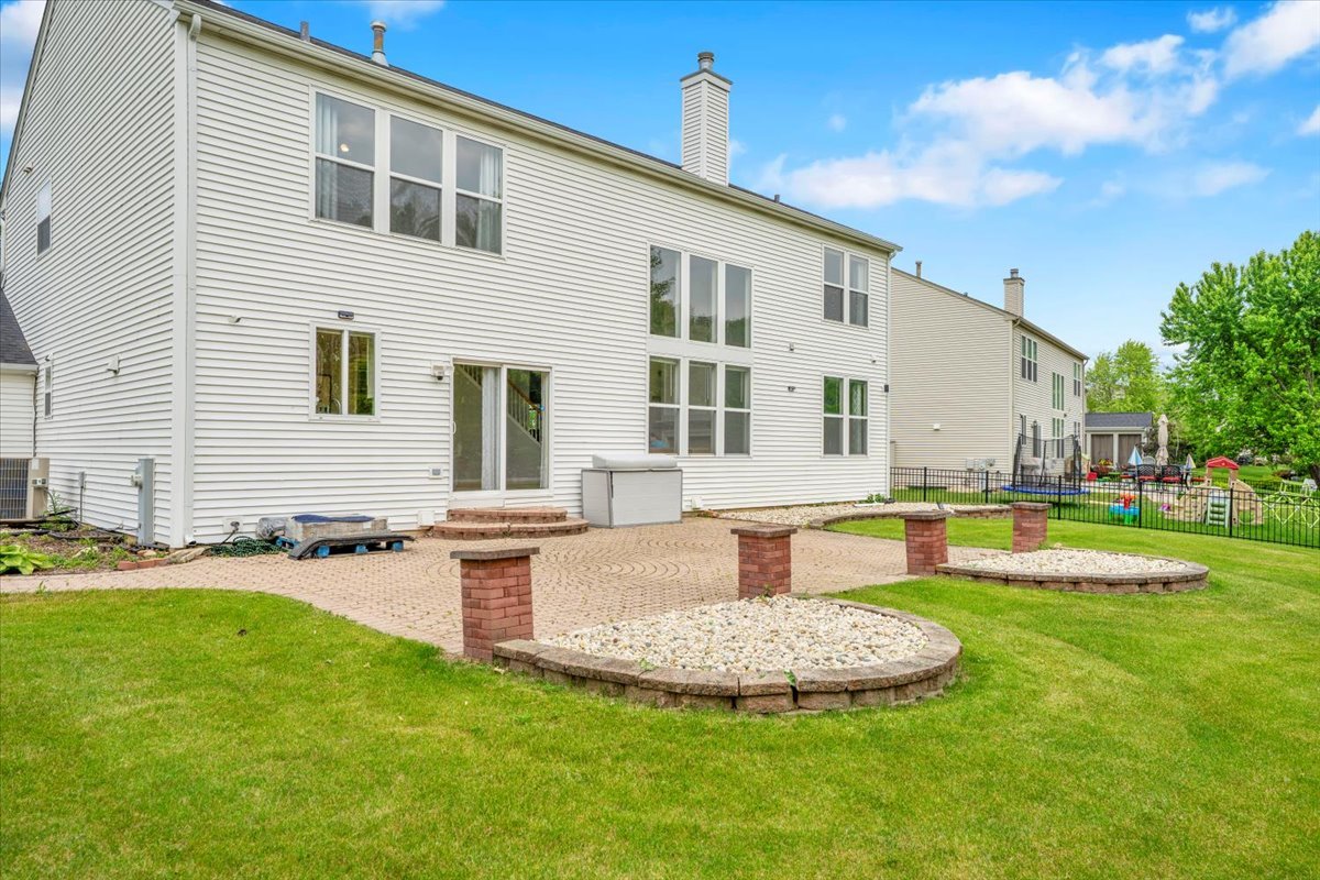 36517 N Yew Tree Drive, Lake Villa, IL 60046