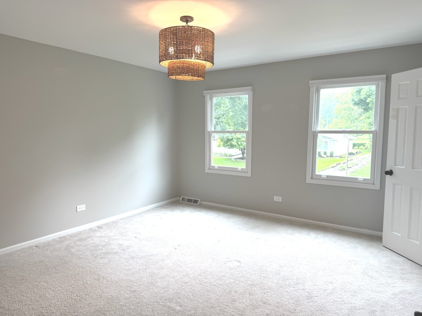 1019 Thunderbird Lane, Naperville, IL 60563