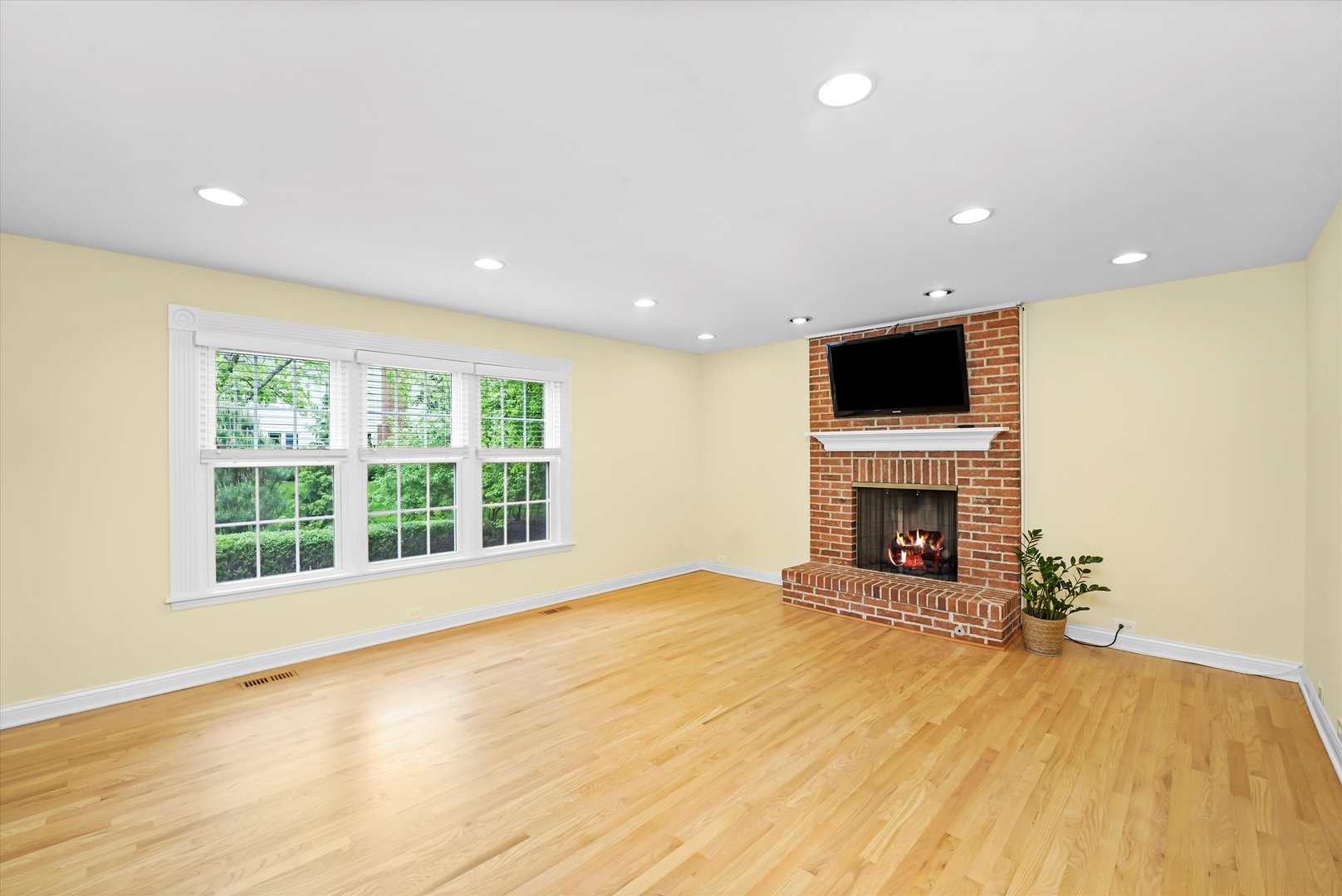 22528 W Thornbury Court, Deer Park, IL 60010