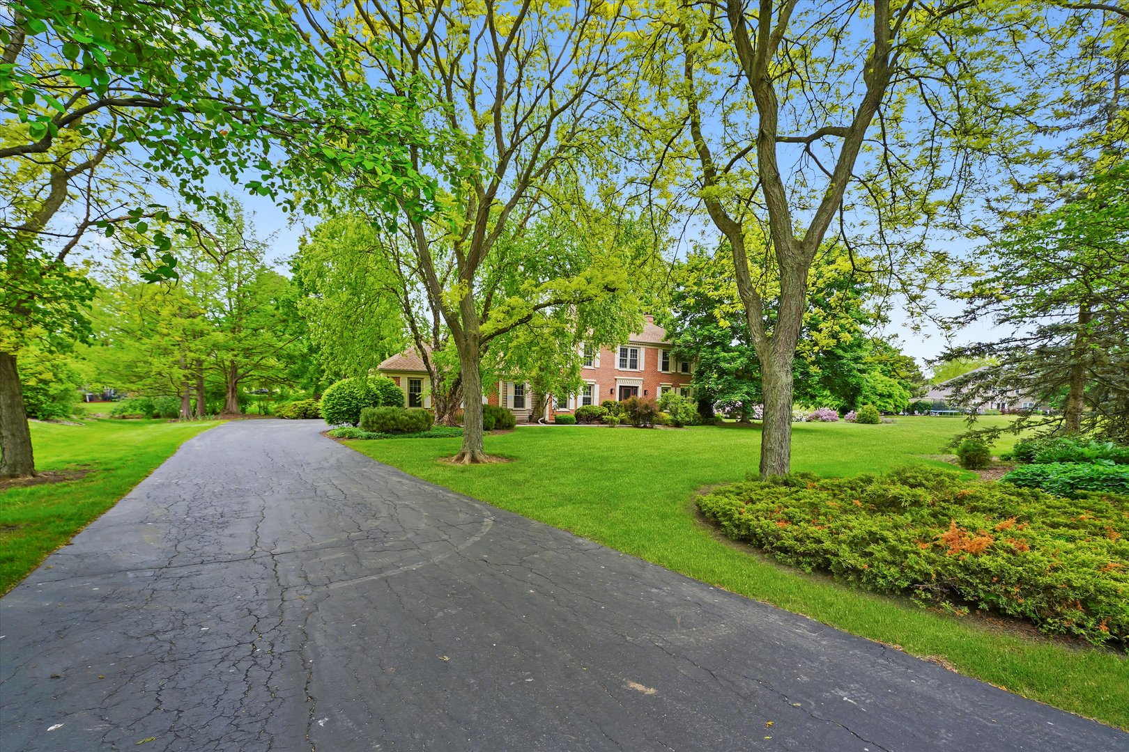 22528 W Thornbury Court, Deer Park, IL 60010