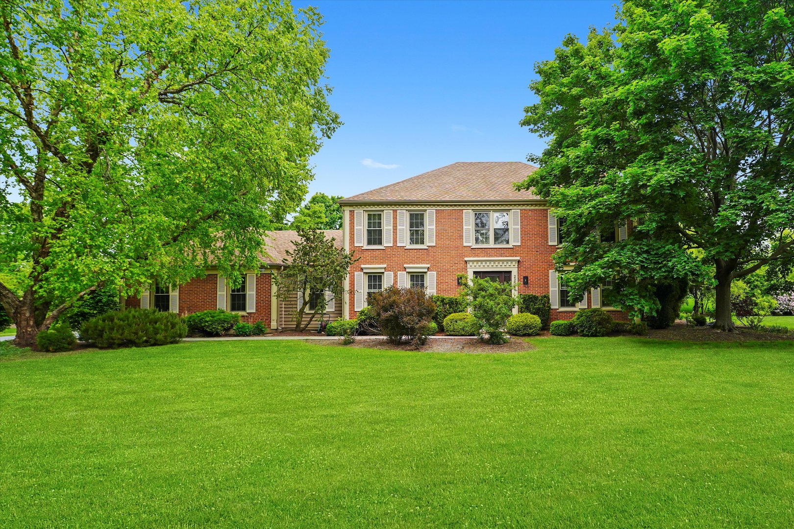 22528 W Thornbury Court, Deer Park, IL 60010