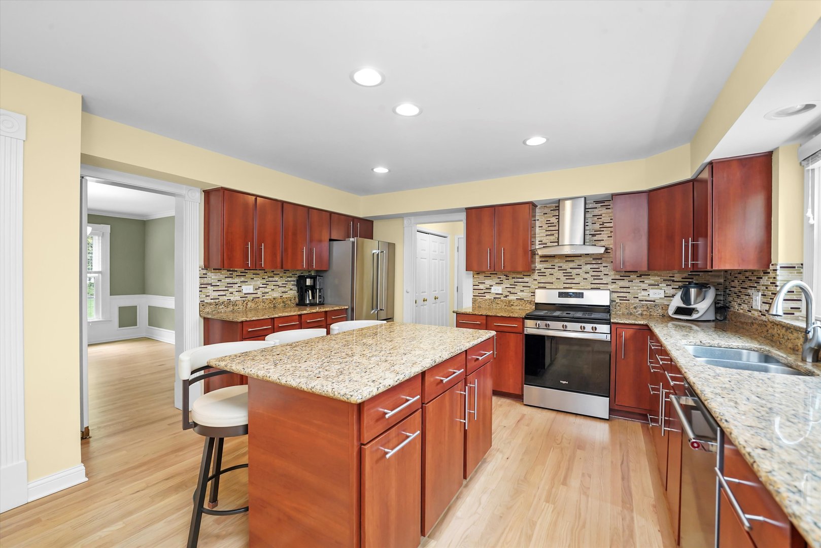 22528 W Thornbury Court, Deer Park, IL 60010