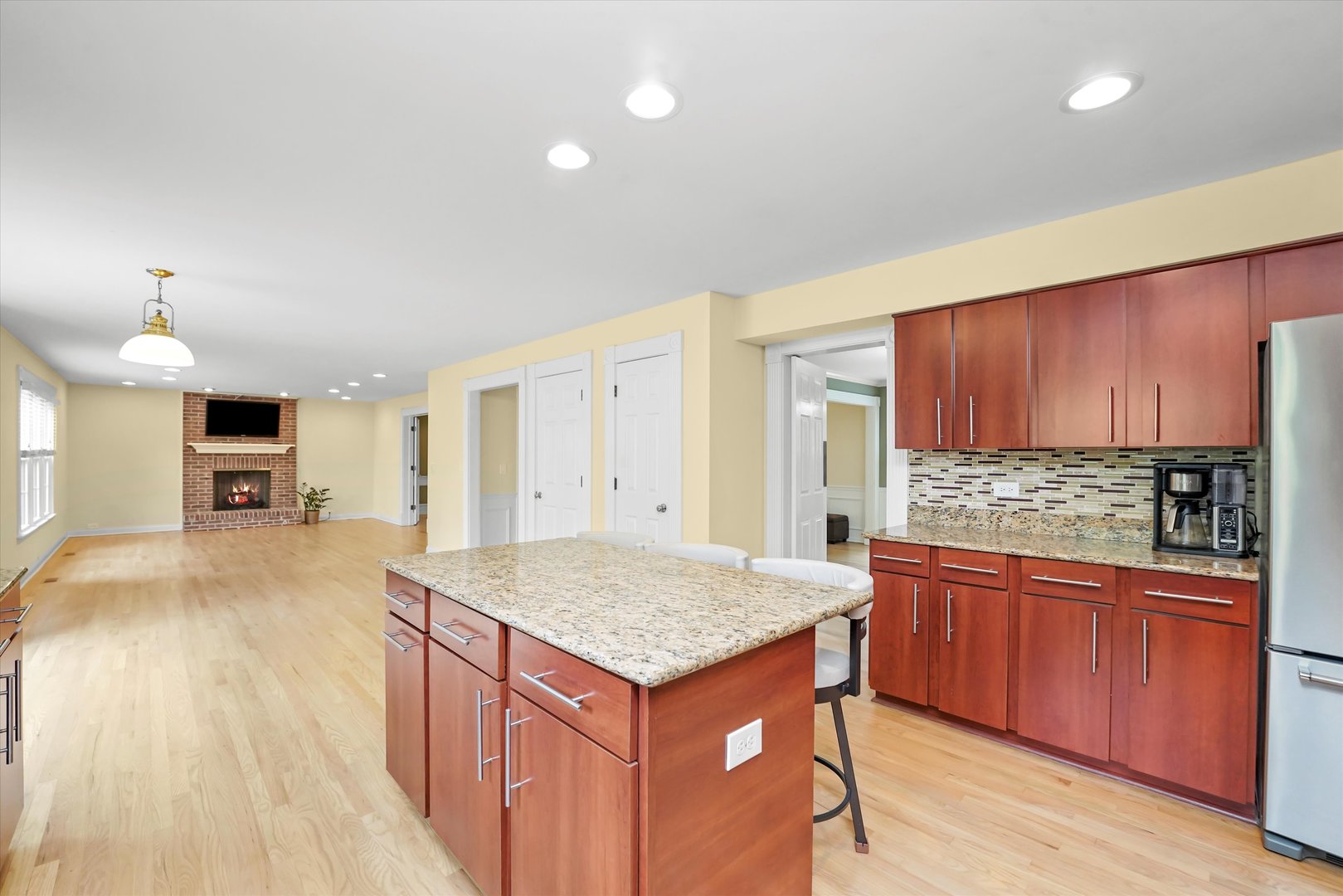 22528 W Thornbury Court, Deer Park, IL 60010