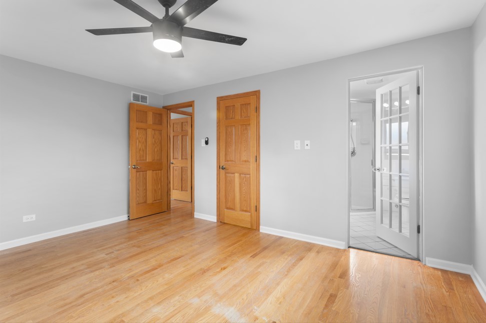 608 Lavergne Avenue, Wilmette, IL 60091