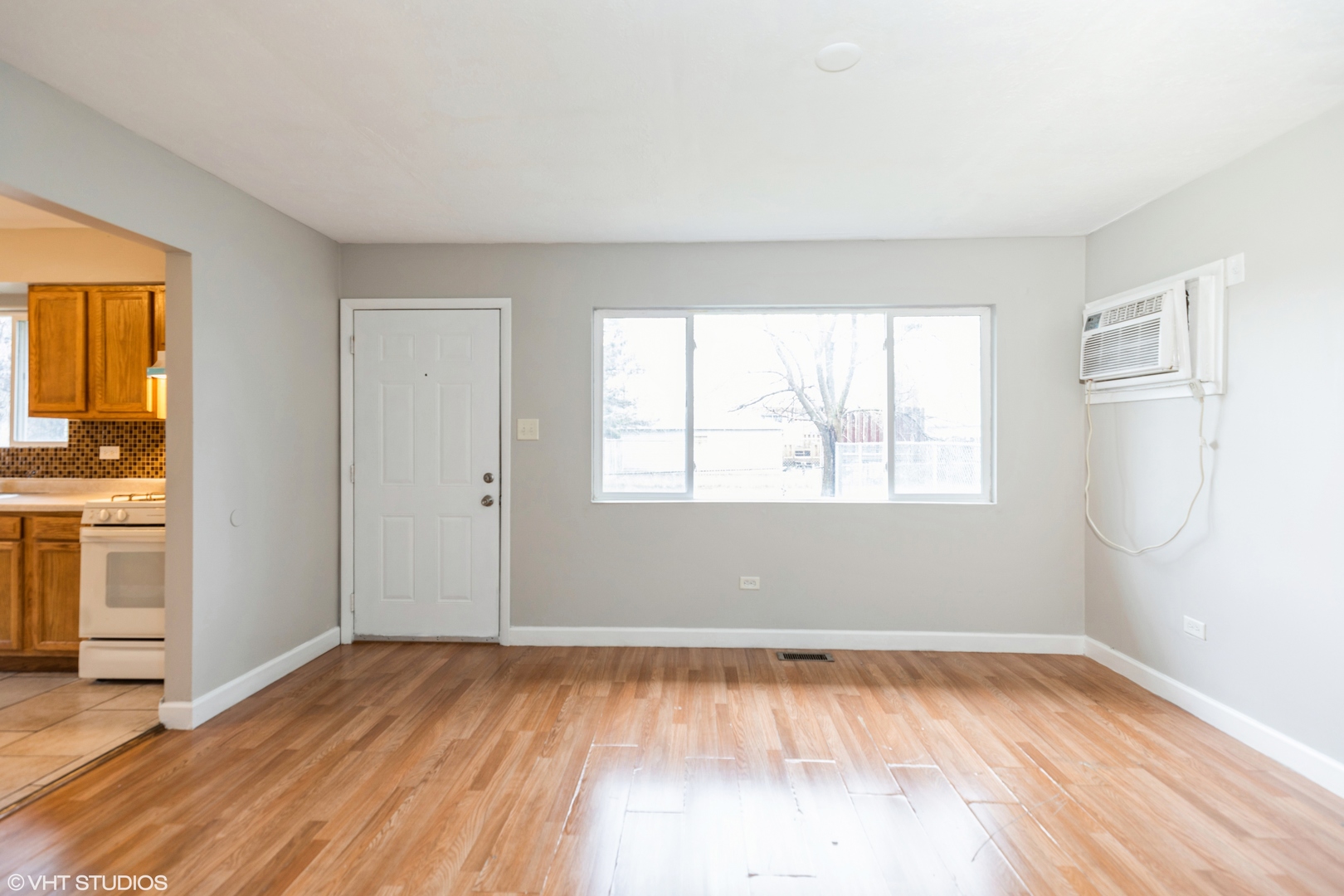 808 Mackinaw Avenue, Calumet City, IL 60409