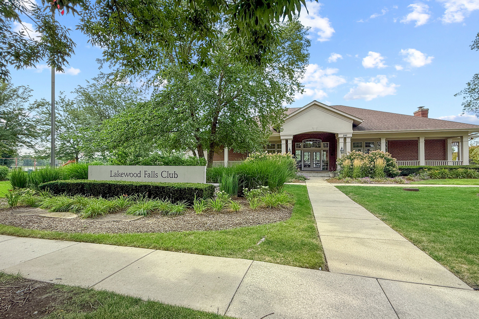 233 Sierra Trail, Romeoville, IL 60446