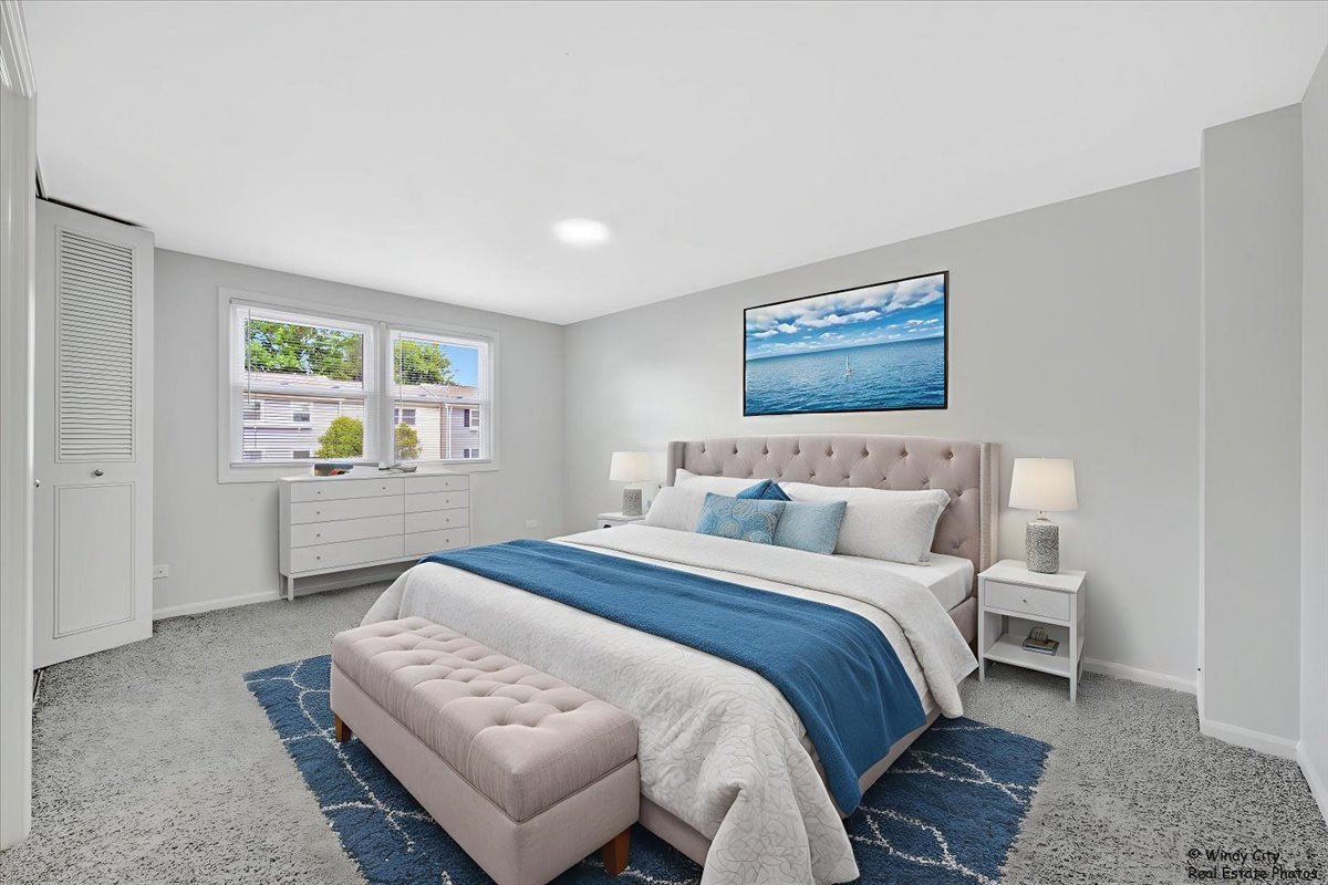 936 Cardiff Court, Schaumburg, IL 60194