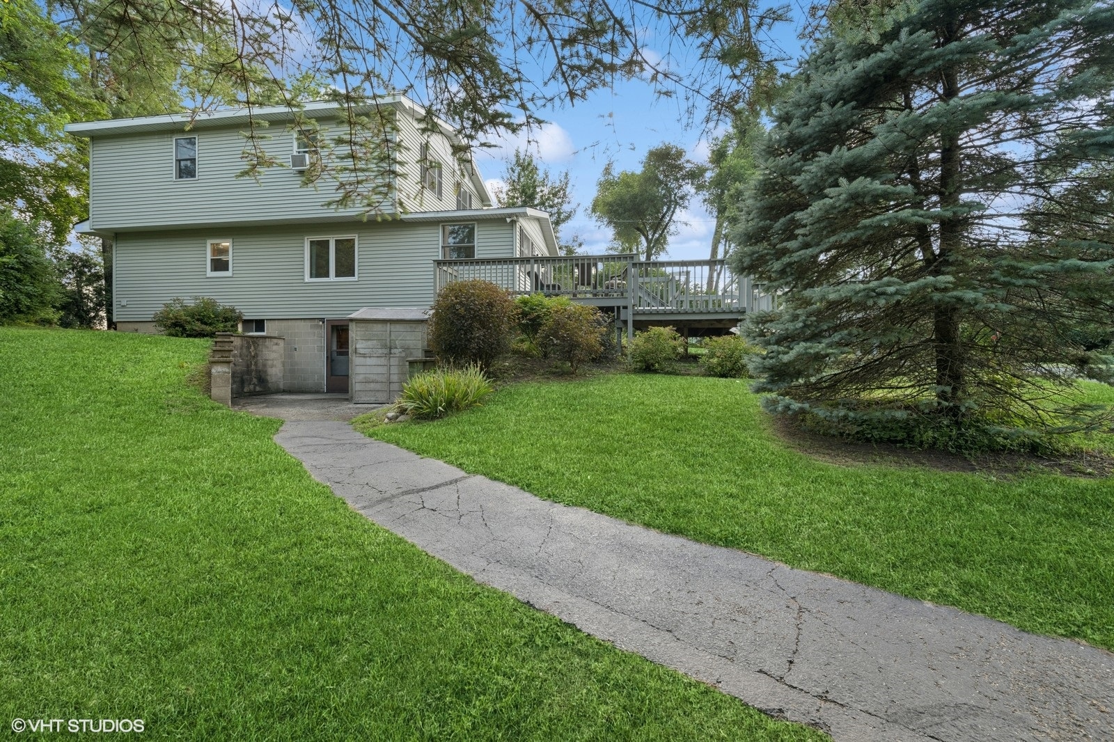 33323 75th Street, Burlington, WI 53105