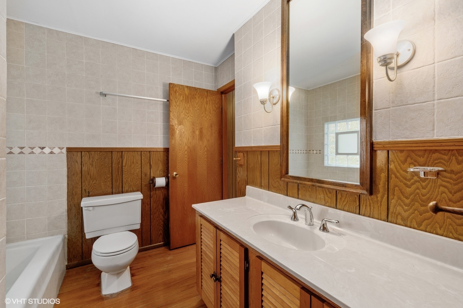 33323 75th Street, Burlington, WI 53105