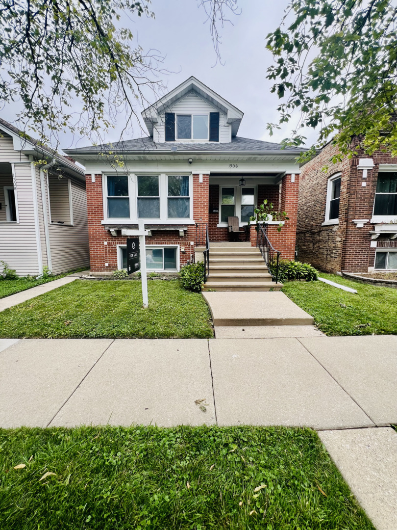 1306 Elmwood Avenue, Berwyn, IL 60402