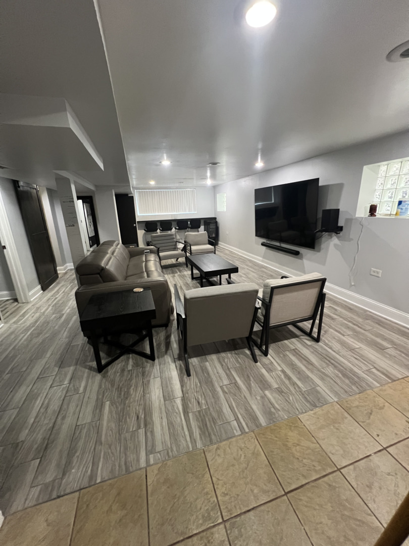 1306 Elmwood Avenue, Berwyn, IL 60402