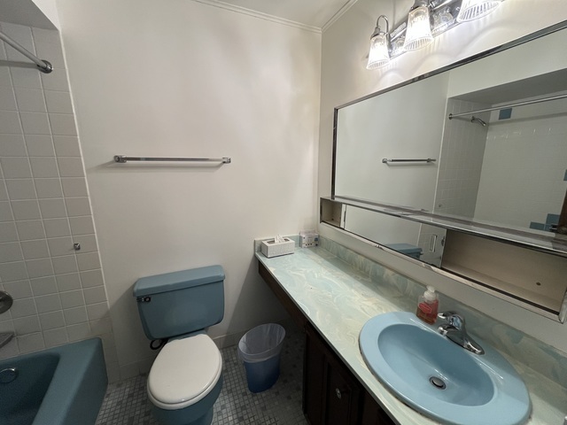 11277 S Roberts Road #G, Palos Hills, IL 60465