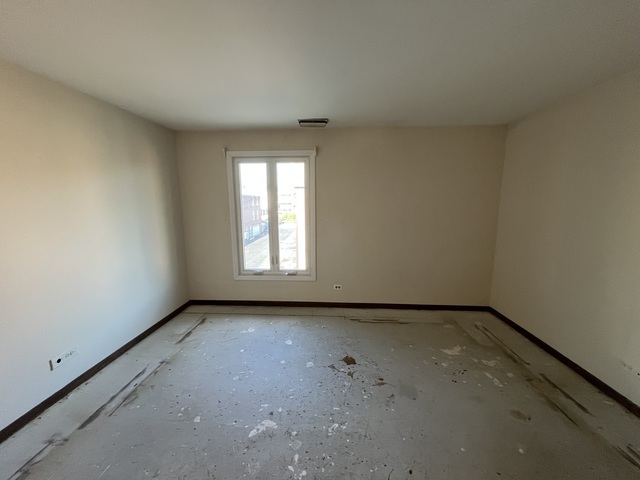 11277 S Roberts Road #G, Palos Hills, IL 60465