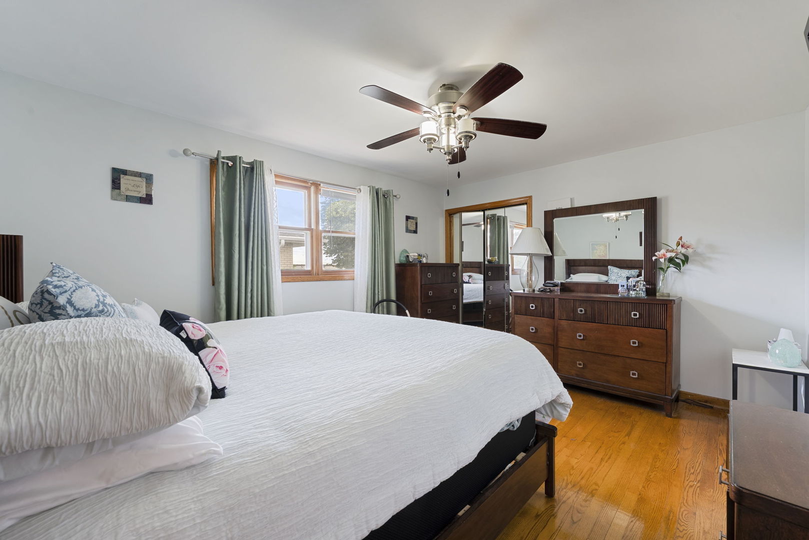 4613 Madison Avenue, Brookfield, IL 60513