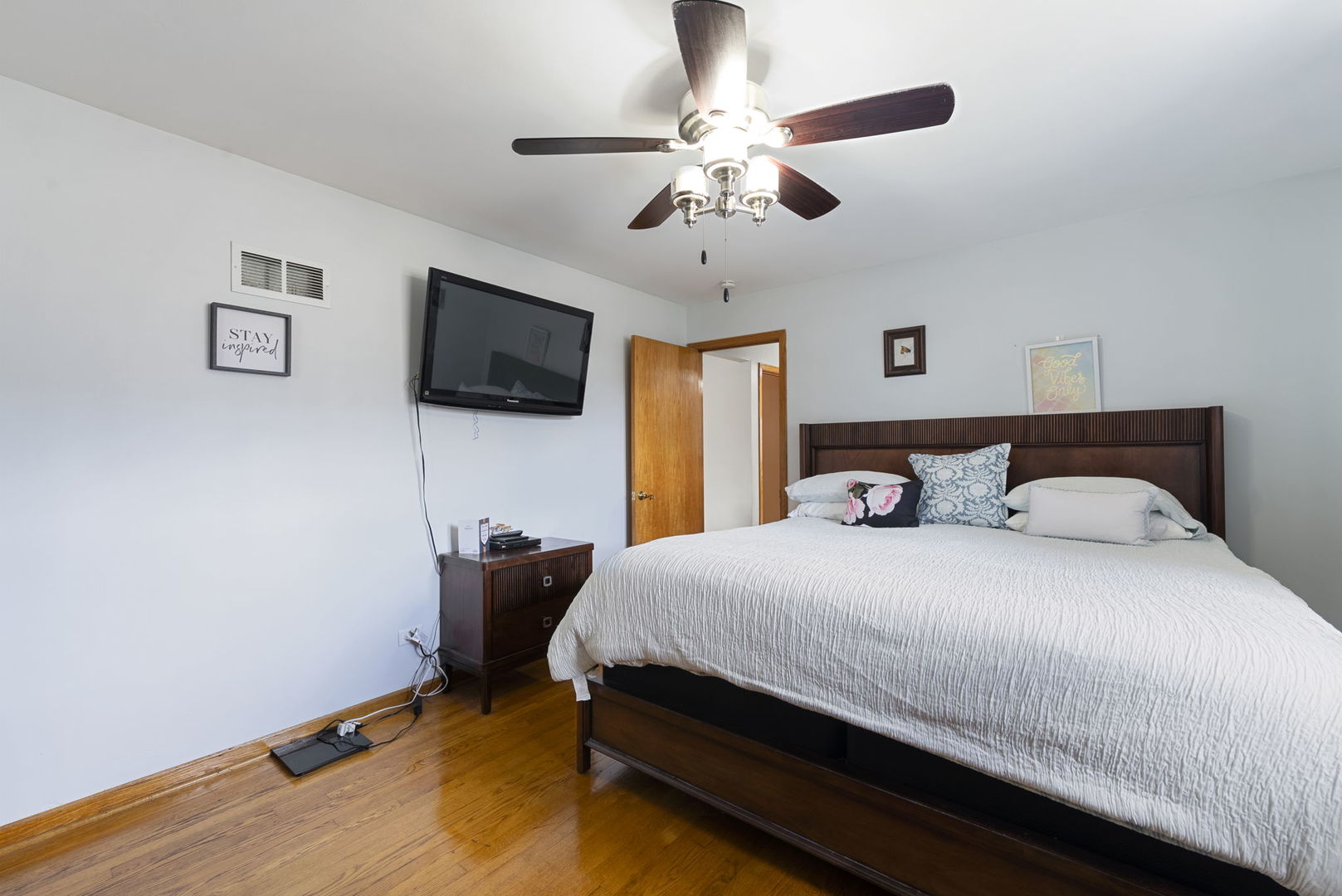 4613 Madison Avenue, Brookfield, IL 60513