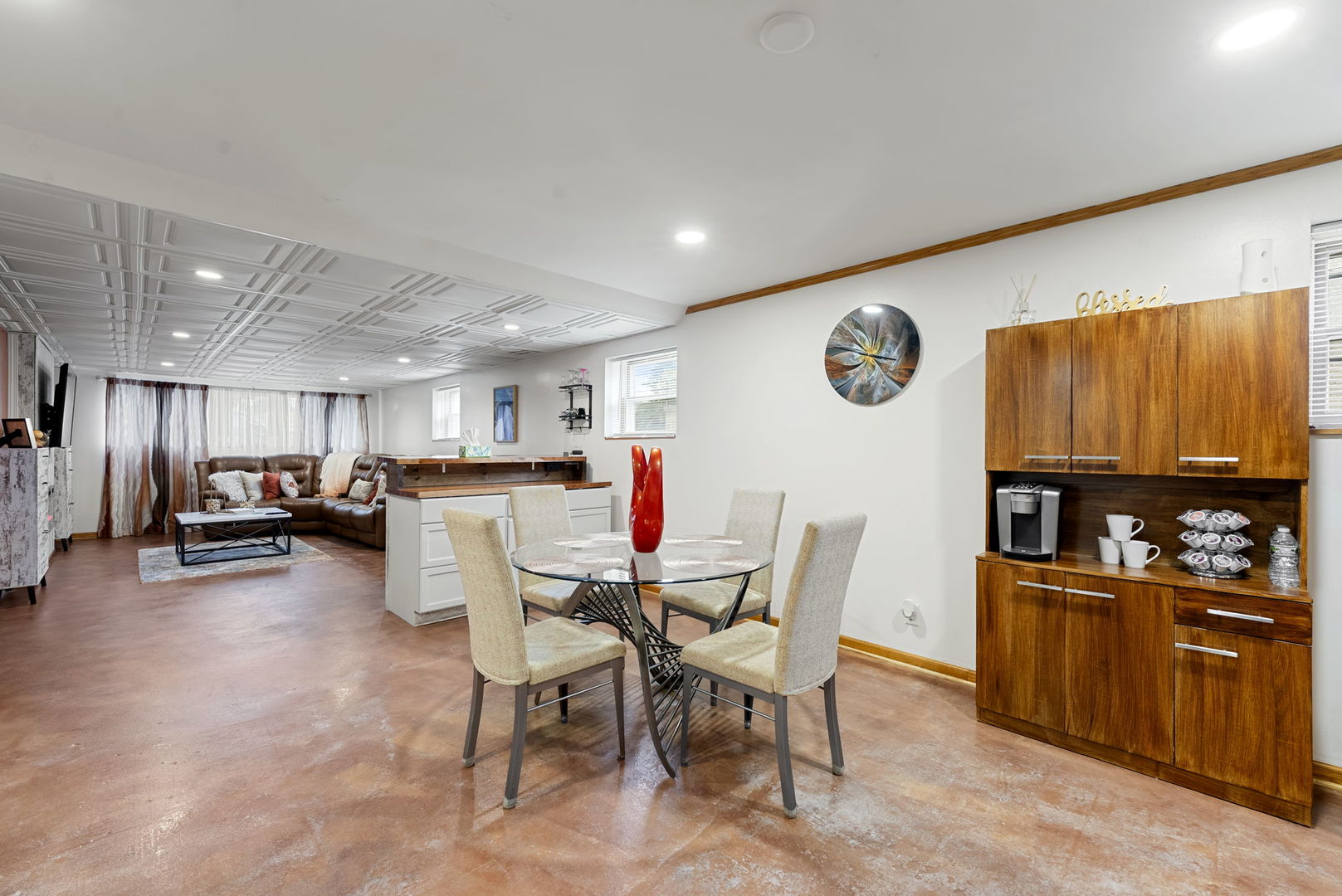 4613 Madison Avenue, Brookfield, IL 60513