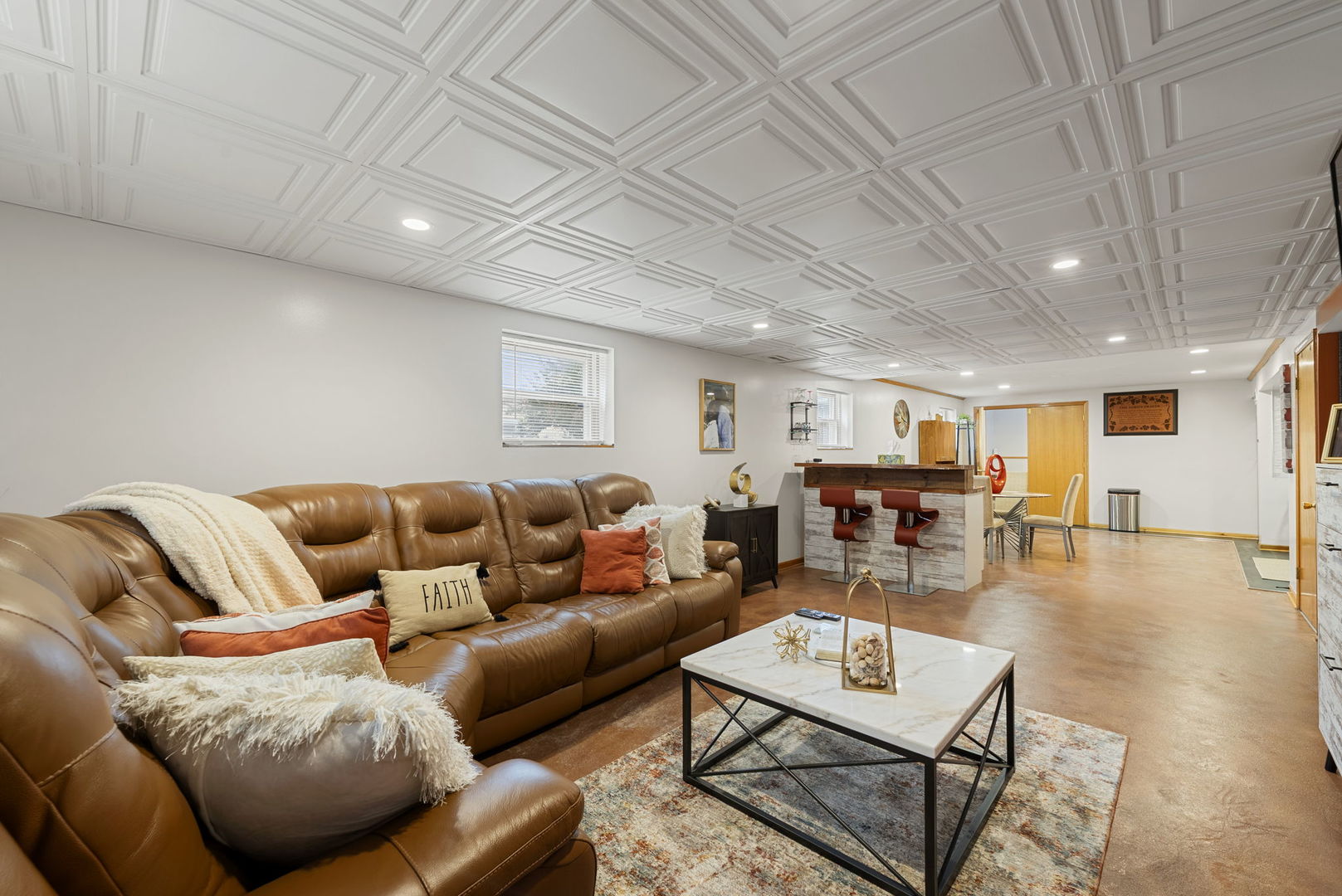 4613 Madison Avenue, Brookfield, IL 60513