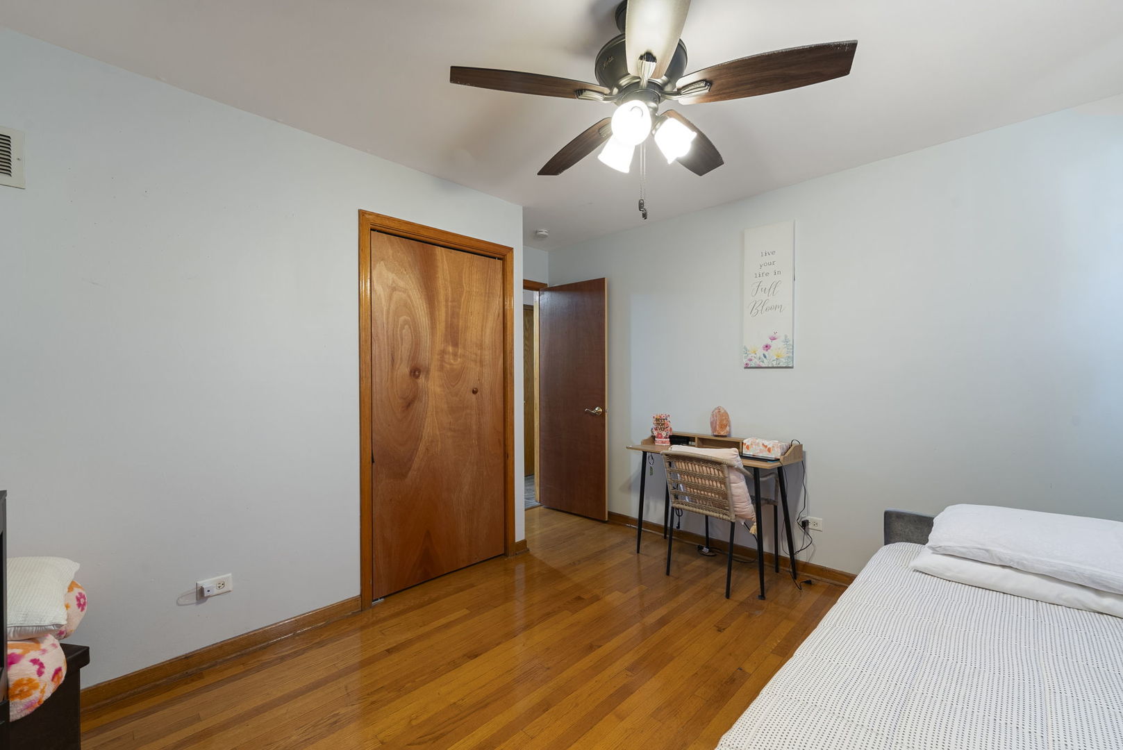 4613 Madison Avenue, Brookfield, IL 60513