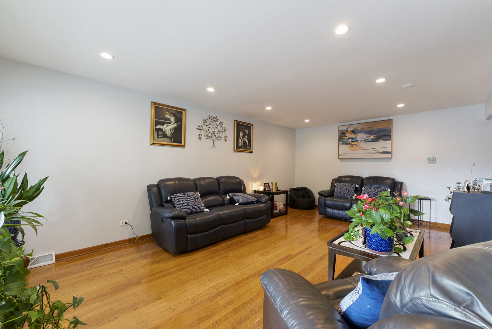 4613 Madison Avenue, Brookfield, IL 60513