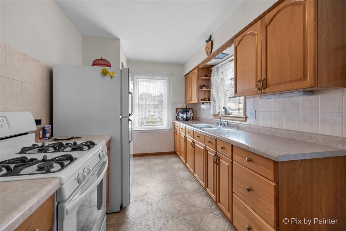 2229 Westover Avenue, North Riverside, IL 60546