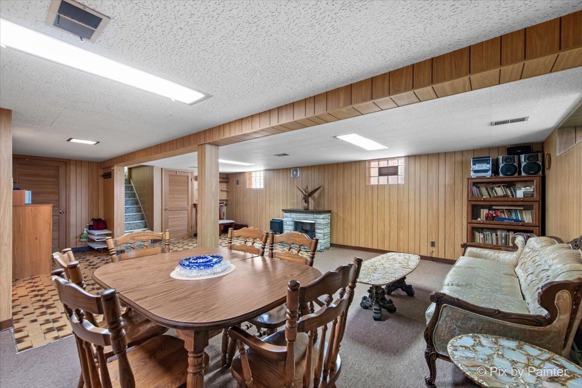2229 Westover Avenue, North Riverside, IL 60546