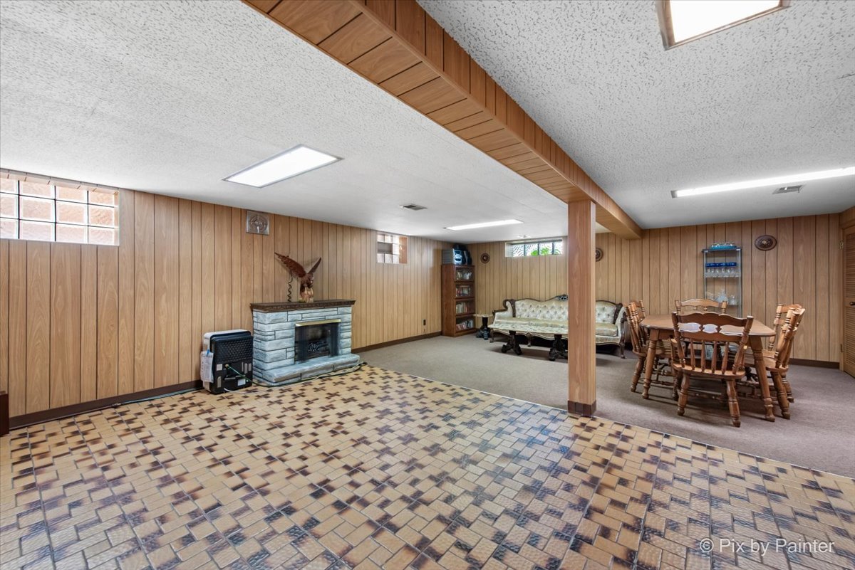 2229 Westover Avenue, North Riverside, IL 60546
