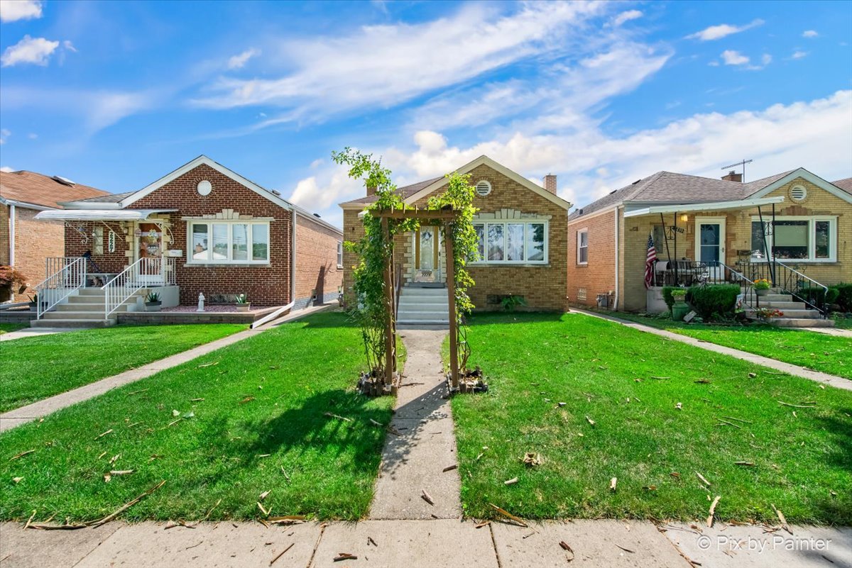 2229 Westover Avenue, North Riverside, IL 60546